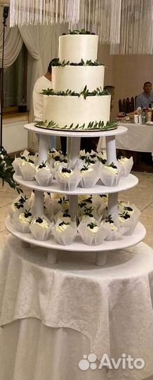 Подставка для свадебного торта. Этажерка. Тортница