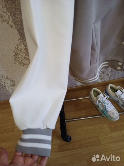 Бомбер женский новый