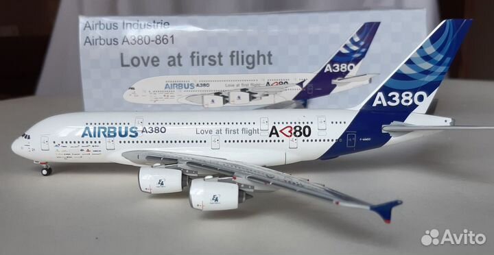 Модель самолета Аirbus A 380-861 F-wwdd 1:400