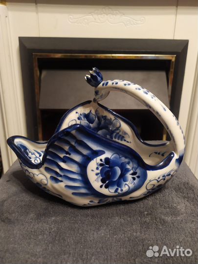 Конфетница Царевна Лебедь из Гжели