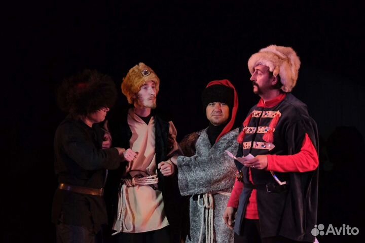 Новогоднее театральное шоу для корпоратива