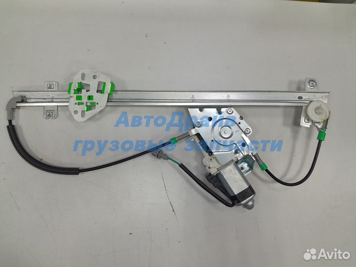 Кронштейн бампера Мерседес Актрос мп4 правый