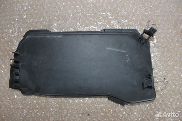 Крышка блока предохранителей Mercedes C-Class W204