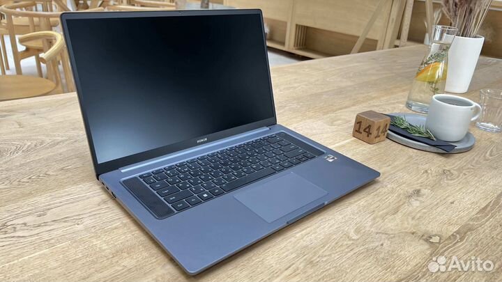 Мощный игровой ноут с гарантией