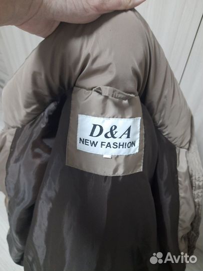 Продам куртку женскую