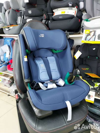 Автокресло britax roemer Advansafix M i-size 9-36