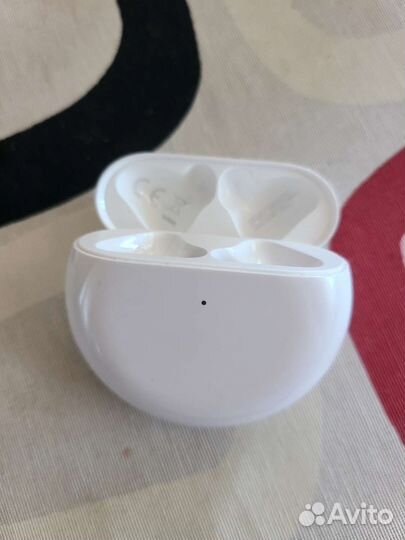 Кейс для наушников huawei freebuds 4 белый