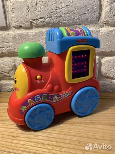 Паровозик музыкальный Fisher Price