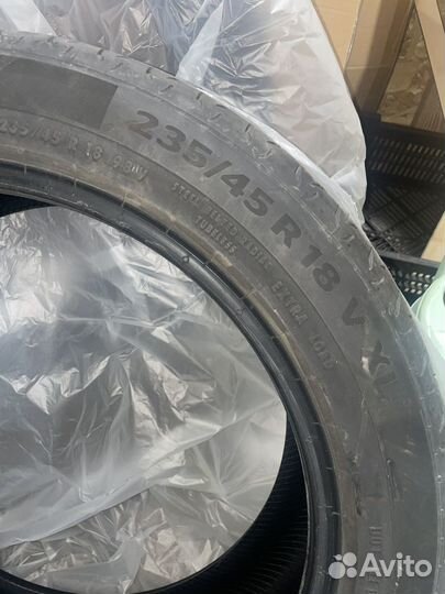 Continental MaxContact MC6 235/45 R18 98V