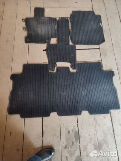 Автомобильные коврики ворсовые