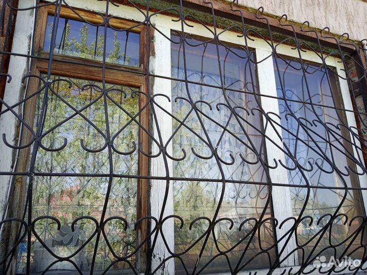 Решетки на окна 2шт