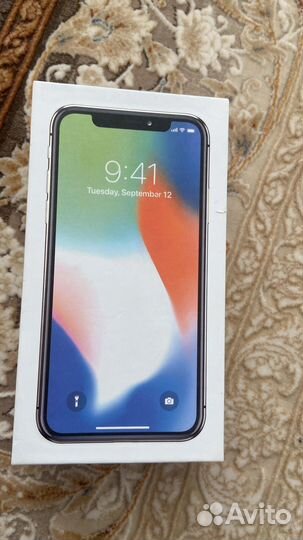 iPhone X, 64 ГБ