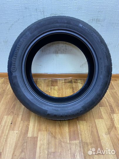 Continental ContiPremiumContact 5 215/55 R17