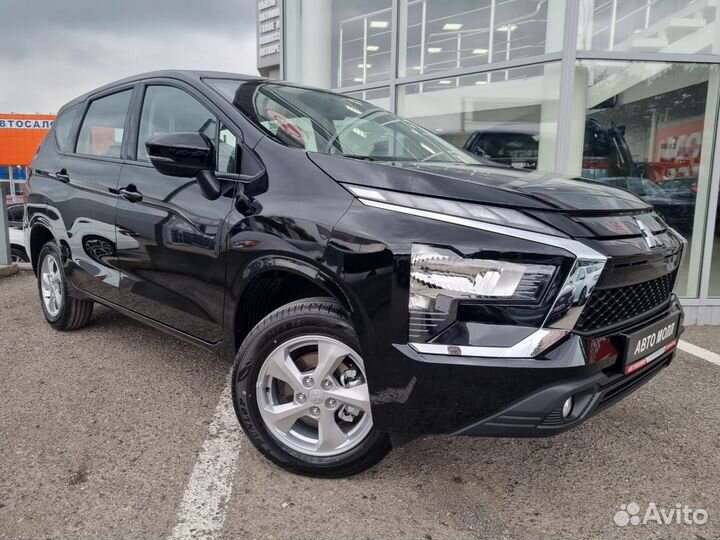 Mitsubishi Xpander 1.5 AT, 2022, 700 км