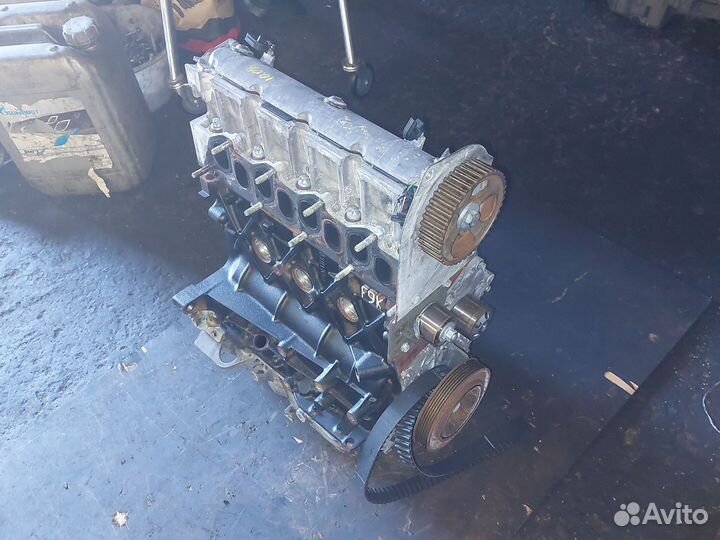 Двигатель F9Q 760 1.9DCI рено трафик 2006г.в