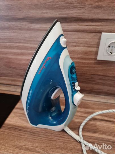 Утюг Moulinex