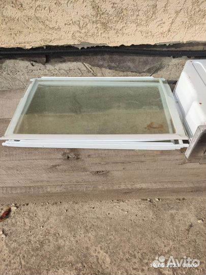 Ящики и полки для холодильника