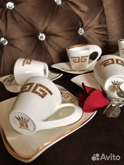 Чайный сервиз с кристаллами