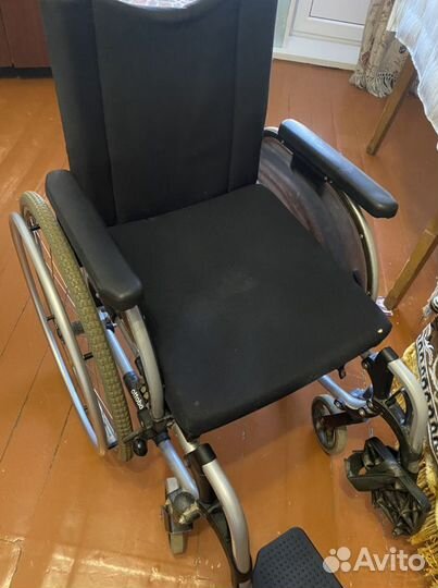 Инвалидная коляска, новая