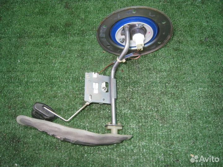 Датчик уровня топлива KIA Sportage 2 (KM) 2009