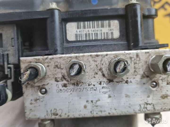 Блок abs Nissan Teana J32 VQ25DE 2008