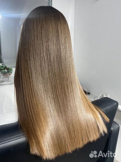 Кератиновое выпрямление волос