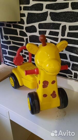 Детская каталка жирафик