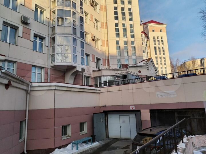 Гараж