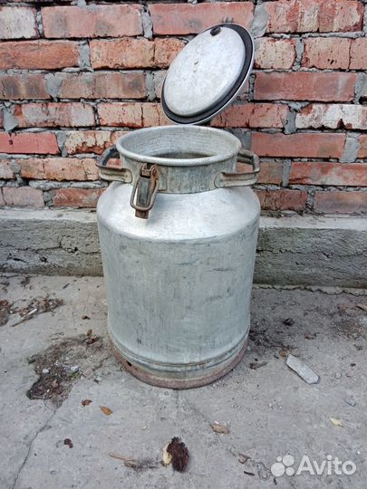 Продам аллюминиваю флягу, 38 лит. Цена 3т.р