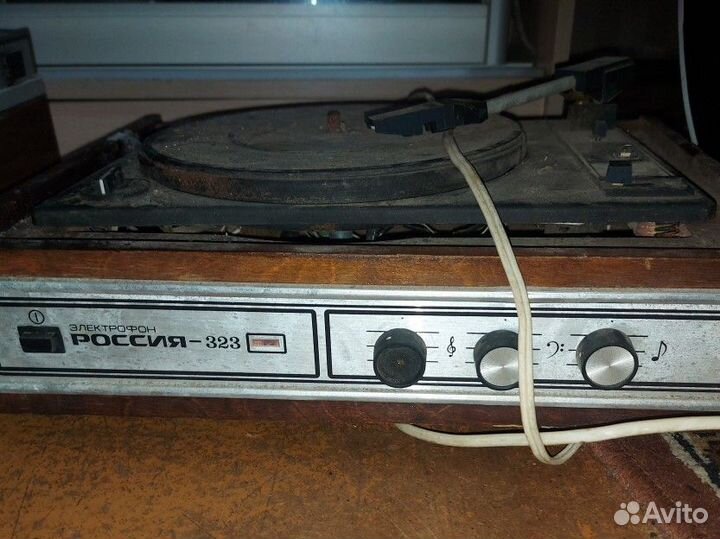 Проигрыватель винила