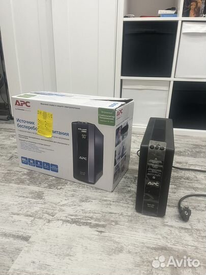 Ибп APC Back -UPS Pro 900