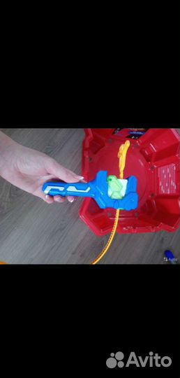 Бейблэйд берст и пускатель