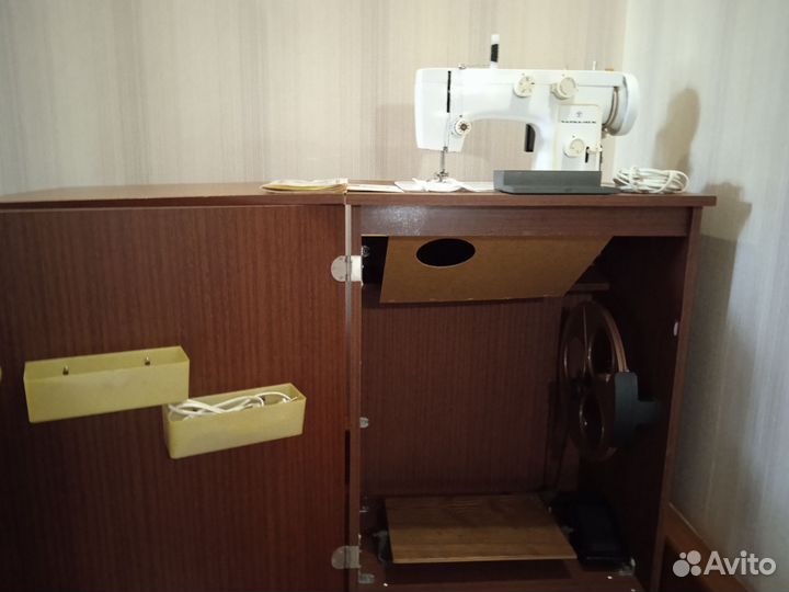 Швейная машинка