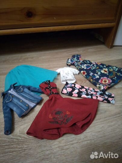 Одежда для Барби лот