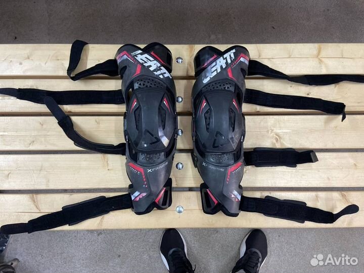 Наколенники Leatt Knee Brace X-Frame