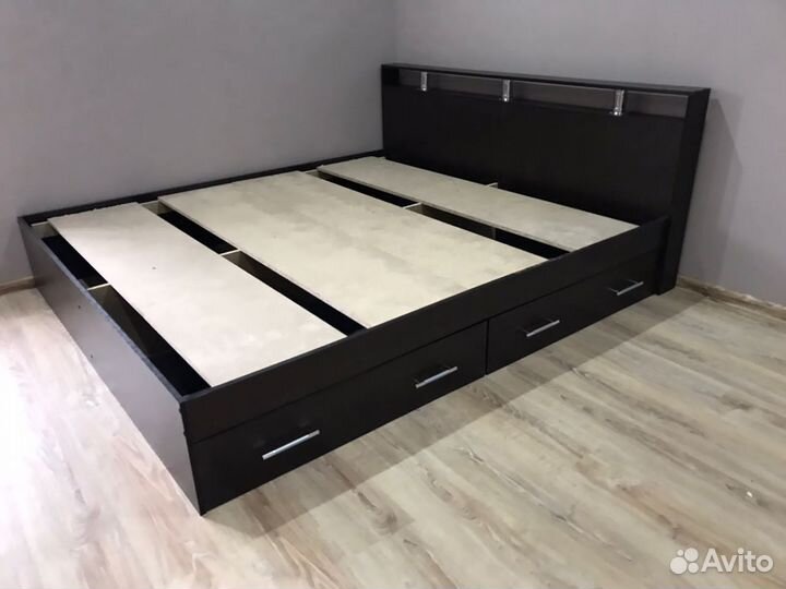 Кровать 160х200