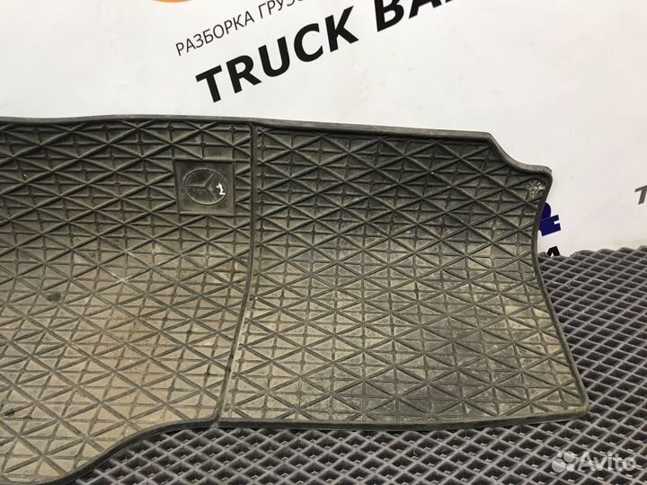 Коврики салона Mercedes-Benz Actros