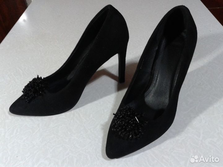 Туфли женские на шпильке р.37