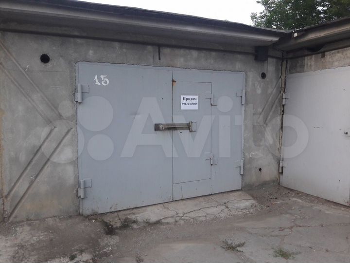 Гараж, > 30 м²