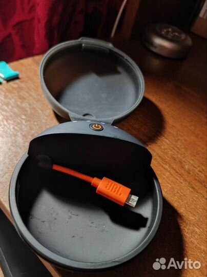 Чехол для наушников jbl