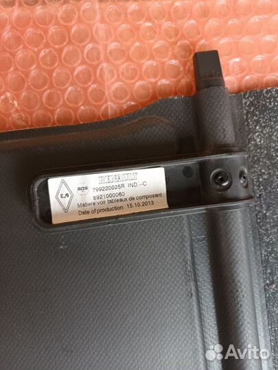 Шторка -полка для багажника Renault duster