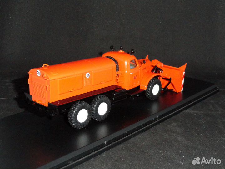 Зил-157Е, Д-470 шнекороторный снегоуборочный