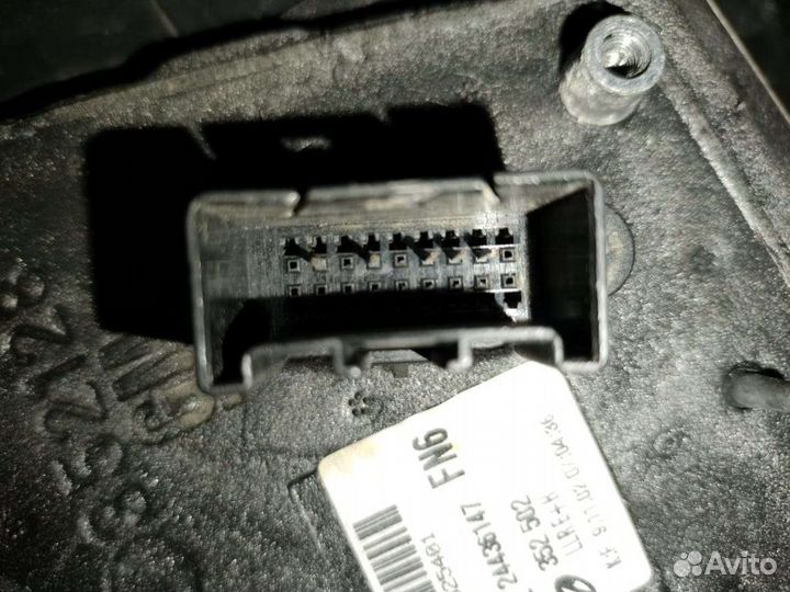 Правое зеркало Opel Vektra C