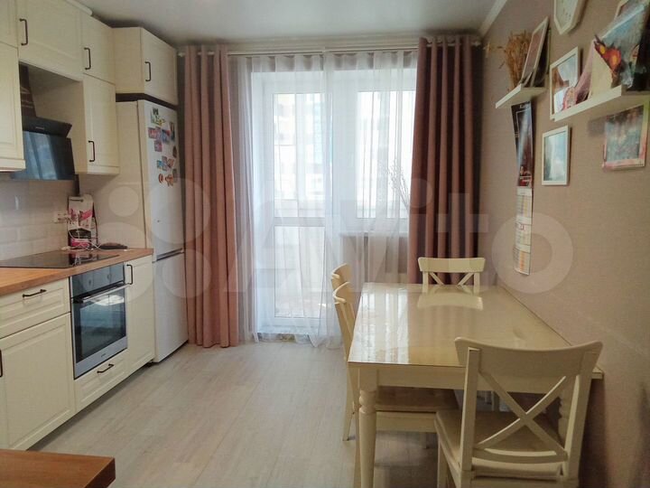 3-к. квартира, 72 м², 2/18 эт.