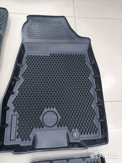 Коврики на Ниссан Х Трэйл Т 31
