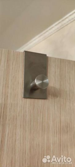 Вешалка крючок на дверь