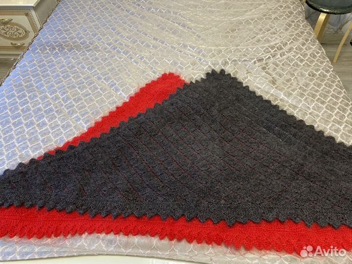 Пуховый платок косынка