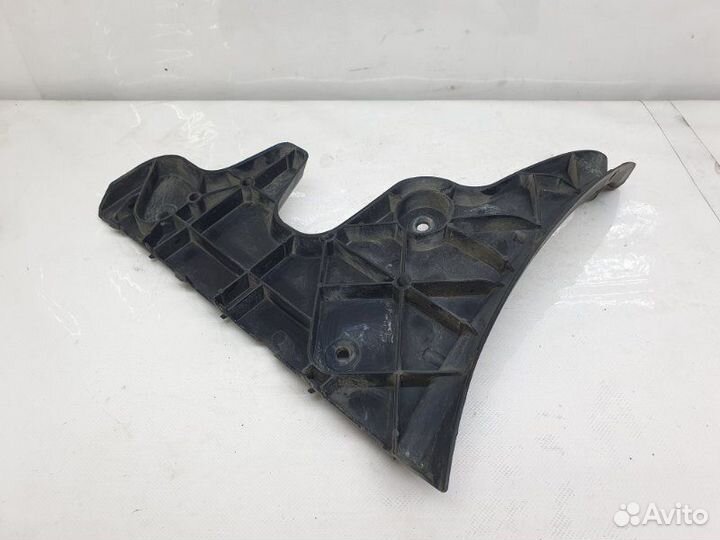 Кронштейн бампера задний левый Audi A6 C6 3.2 2006