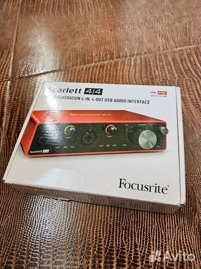 Звуковая карта focusrite scarlett 4i4 3th gen