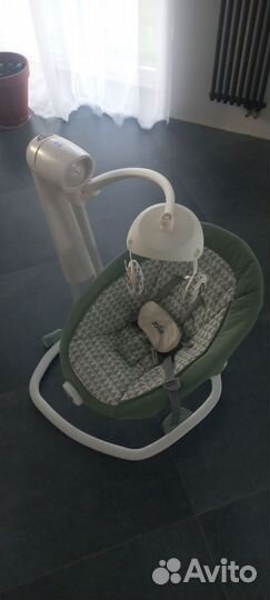 Детские электронные качели joie